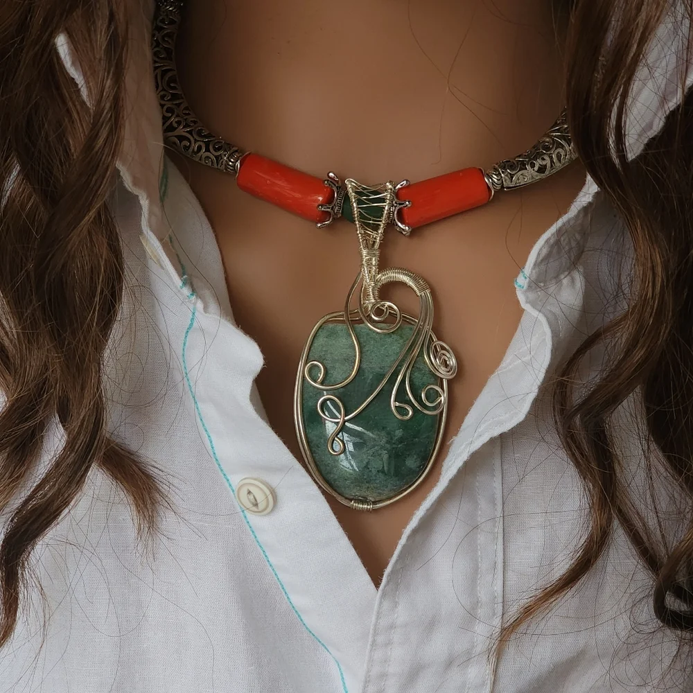 Designer Silver Necklace Natural Malaysia Green Jade Pendant Red Coral